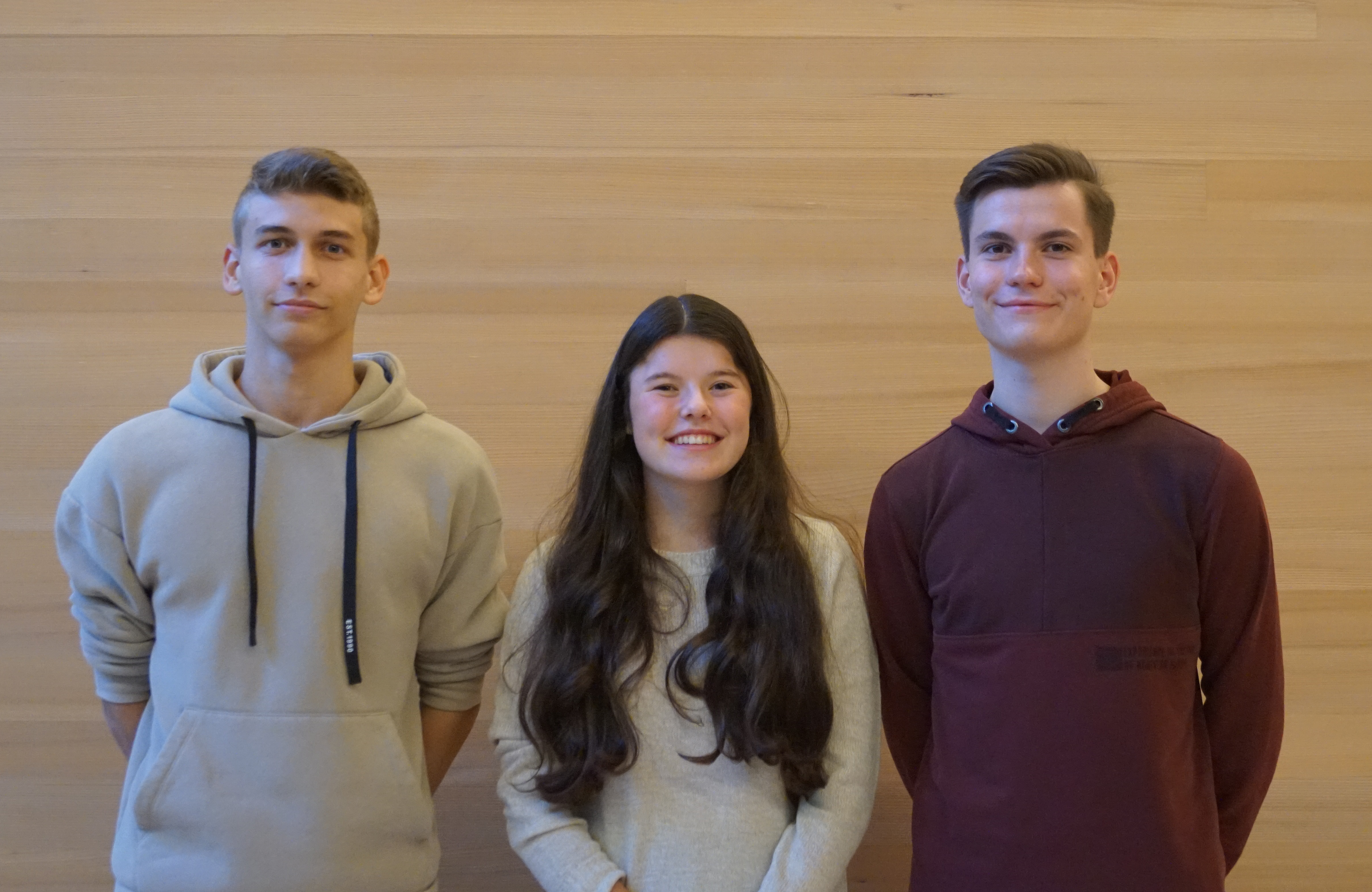 22 11 22 schulkonferenz Jonas Lena Franz